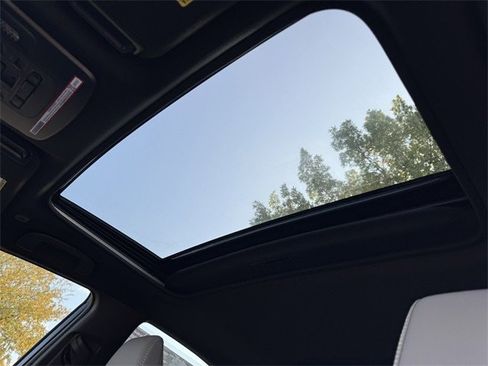 New 2026 Toyota Camry SE image 25