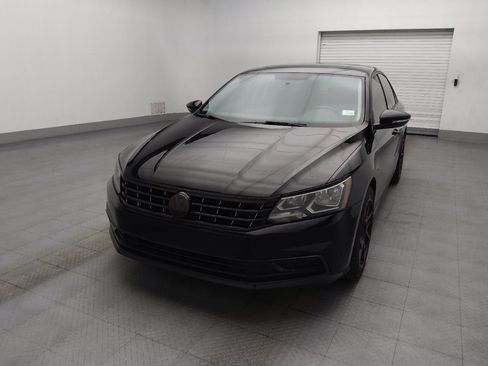 Used 2019 Volkswagen Passat 2.0T Wolfsburg w/ Wheels & Sunroof Package FWD image 15