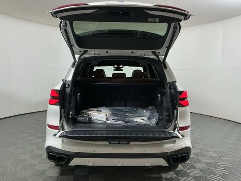 New 2026 BMW X5 M60i w/ Executive Package image 27