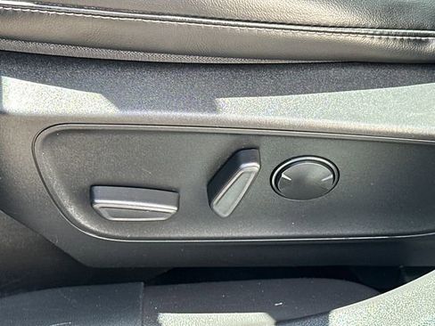 Certified 2023 Ford Escape Platinum image 39