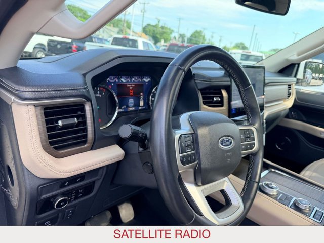 Used 2024 Ford Expedition Max Limited AWD/4WD image 12