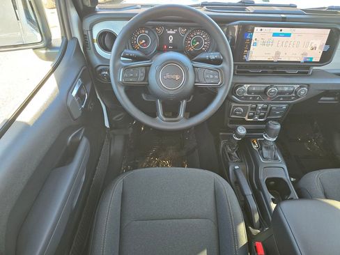 New 2026 Jeep Gladiator Sport image 30