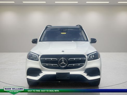 Used 2023 Mercedes-Benz GLS 580 4MATIC image 8
