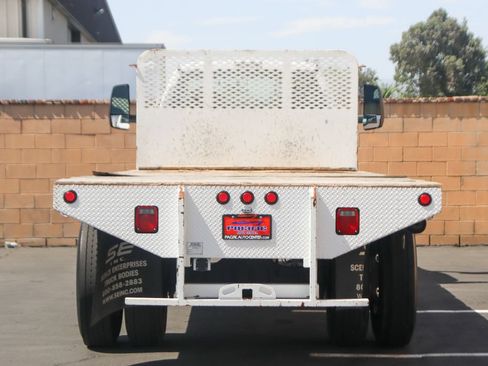 Used 2019 Ford F650 2WD Regular Cab Super Duty image 7