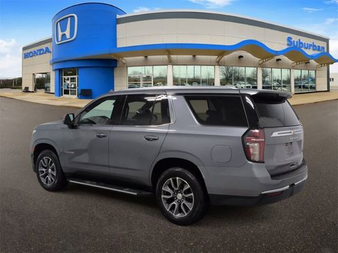 Used 2022 Chevrolet Tahoe LT w/ Luxury Package image 6