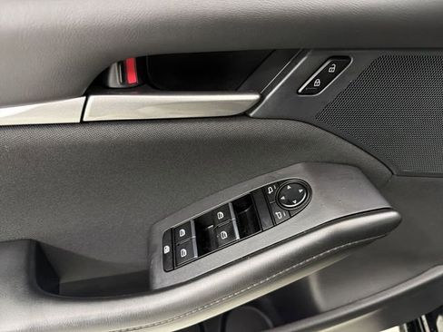 Certified 2025 MAZDA MAZDA3 s FWD image 20