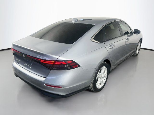 Used 2023 Honda Accord LX image 8