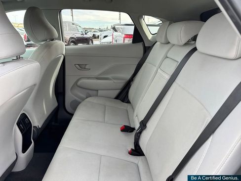 Certified 2024 Hyundai Kona SEL image 37