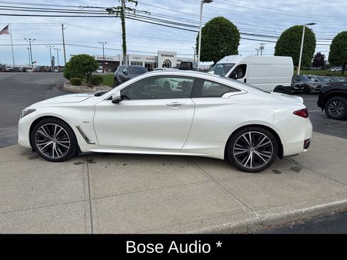 Used 2018 INFINITI Q60 3.0t Luxe w/ Sensory Package 3.0T Luxe AWD/4WD image 9