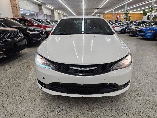 Used 2015 Chrysler 200 S w/ Comfort Group FWD image 2