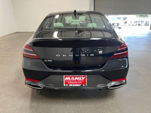 Used 2025 Genesis G70 2.5T RWD image 4