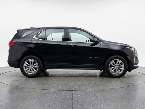 Used 2025 Chevrolet Equinox LT image 11