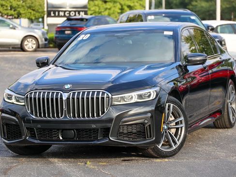 Used 2020 BMW 750i xDrive w/ Executive Package AWD/4WD image 26