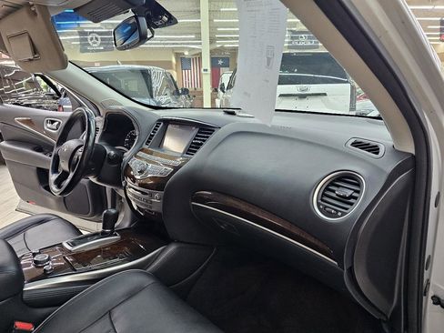 Used 2015 INFINITI QX60 AWD w/ Deluxe Touring Package image 22
