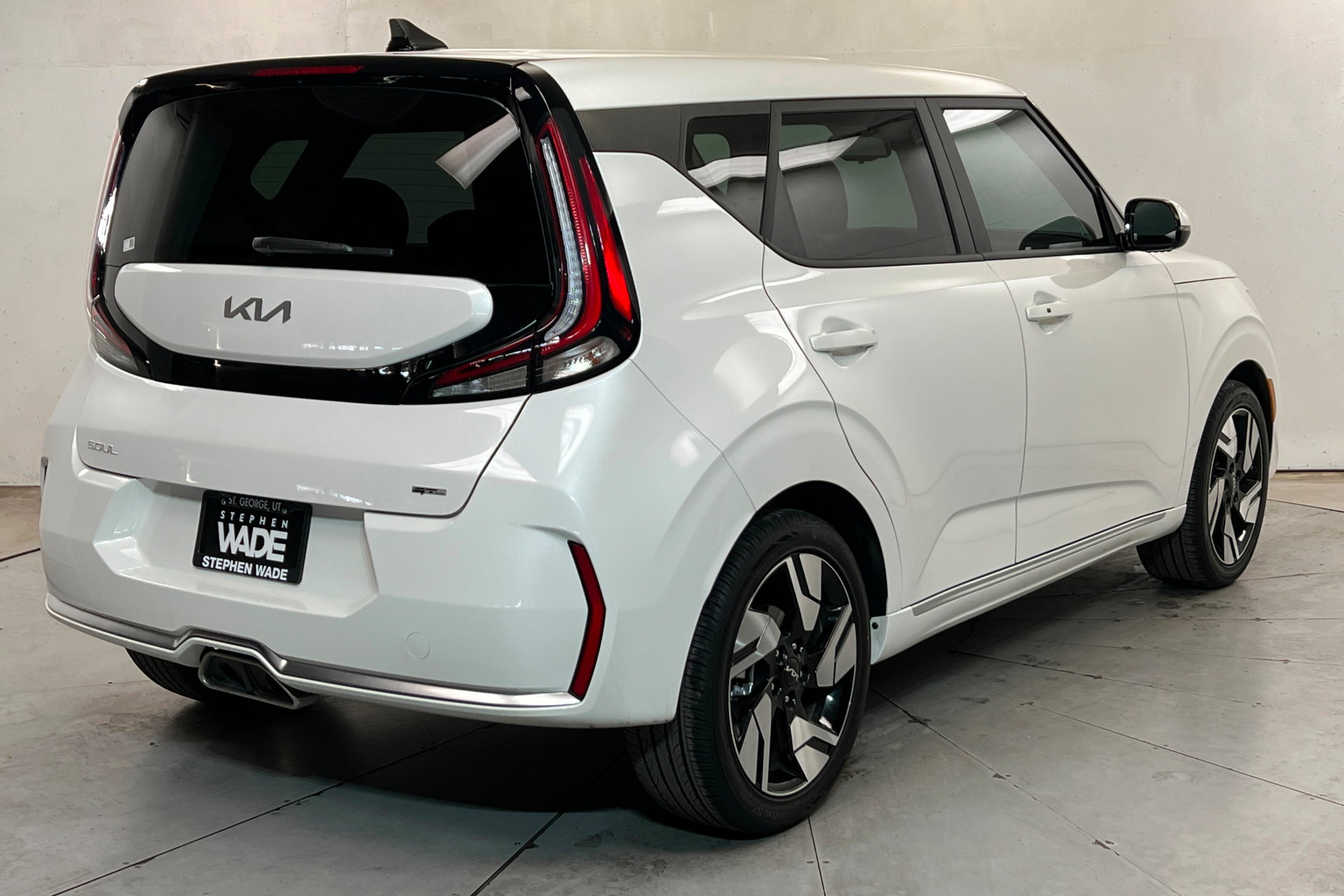Used 2025 Kia Soul GT-Line w/ GT-Line Technology Package FWD image 6