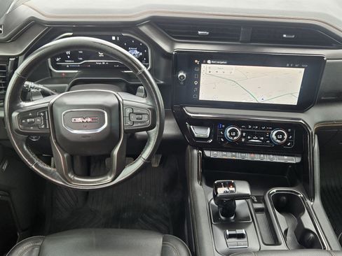Used 2022 GMC Sierra 1500 AT4 w/ Technology Package AWD/4WD image 26