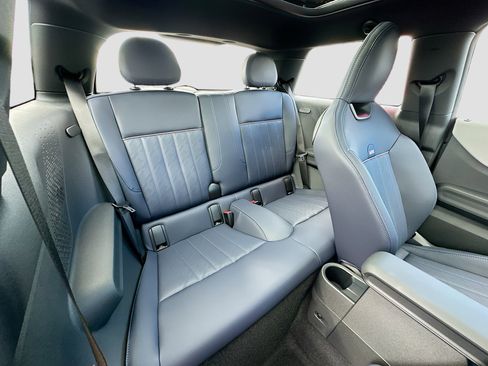 New 2026 MINI Cooper 2-Door Hardtop image 21