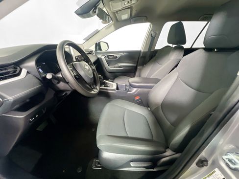 Used 2025 Toyota RAV4 LE image 14