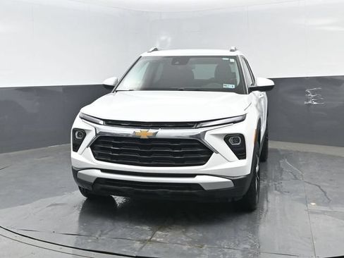Used 2025 Chevrolet TrailBlazer LT AWD/4WD image 20
