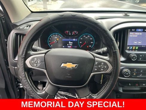 Used 2020 Chevrolet Colorado LT RWD image 17
