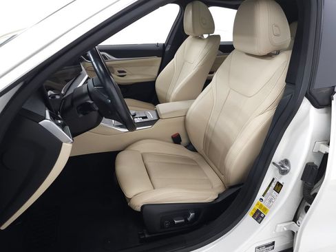 Used 2023 BMW i4 eDrive35 w/ Premium Package RWD image 16