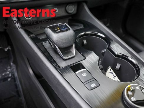 Used 2021 Nissan Rogue SV w/ Premium Package image 19