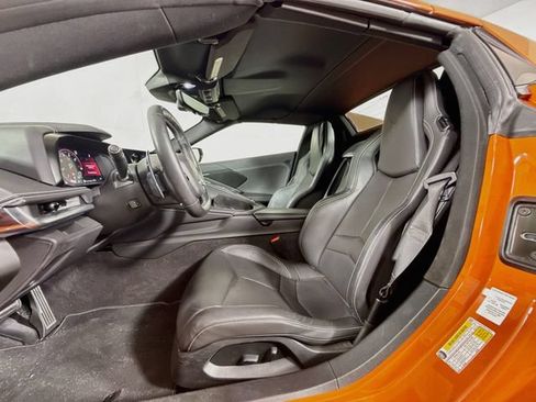 Used 2023 Chevrolet Corvette Stingray Convertible RWD image 11