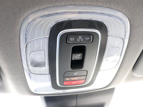 Used 2025 Hyundai Elantra SEL FWD image 44