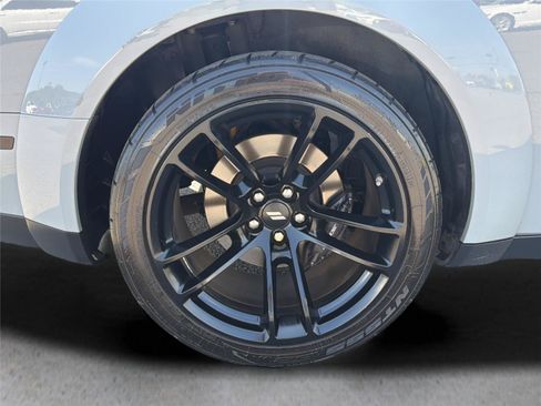 Used 2021 Dodge Challenger R/T Scat Pack RWD image 41