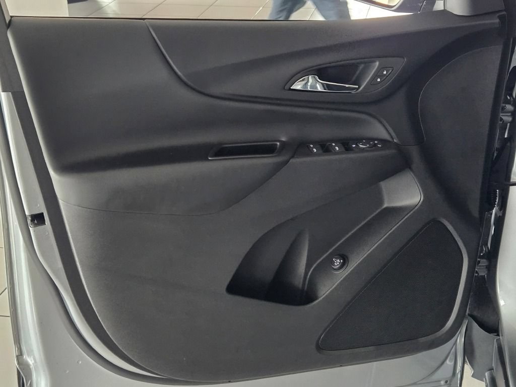 Certified 2024 Chevrolet Equinox LT w/ LPO, Floor Liner Package FWD image 20
