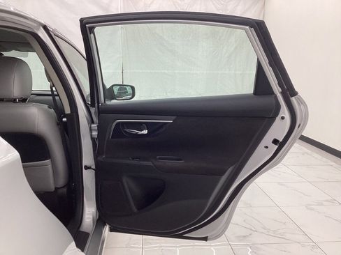 Used 2017 Nissan Altima 2.5 SR image 25