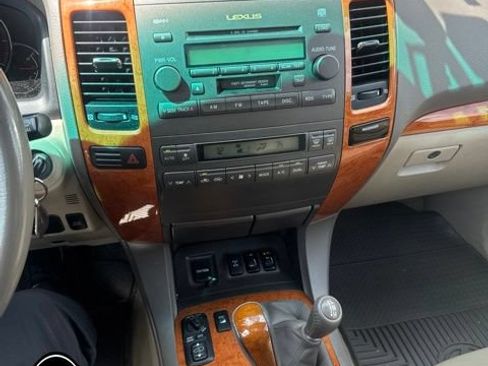 Used 2003 Lexus GX 470 AWD/4WD image 9