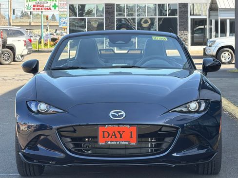 New 2026 MAZDA MX-5 Miata Club w/ Brembo/BBS Recaro Package RWD image 9