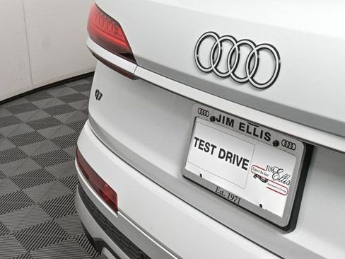 New 2025 Audi Q7 3.0T Premium Plus image 38