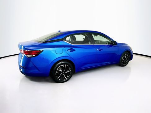 Used 2025 Nissan Sentra SV FWD image 10