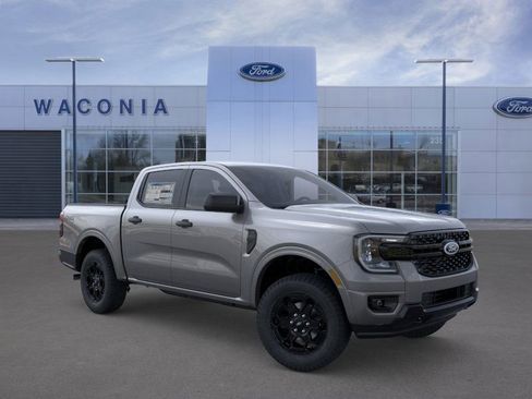 New 2025 Ford Ranger XLT w/ Black Appearance Package image 7