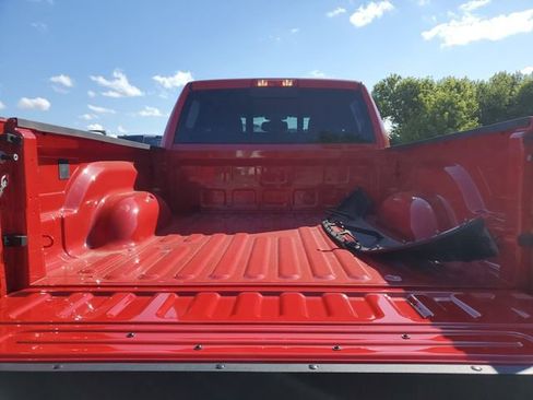 New 2024 RAM 2500 Tradesman w/ Chrome Appearance Group image 7