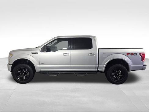 Used 2017 Ford F150 XLT w/ Equipment Group 302A Luxury image 4