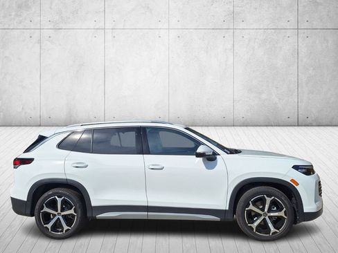 New 2026 Volkswagen Tiguan SE image 6