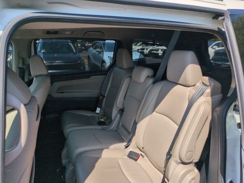 Used 2019 Honda Odyssey Elite image 25