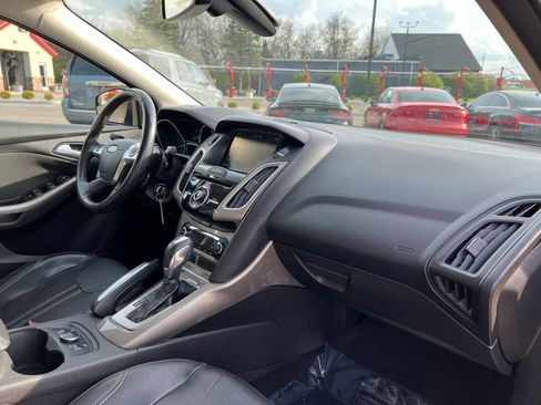 Used 2012 Ford Focus SEL FWD image 18