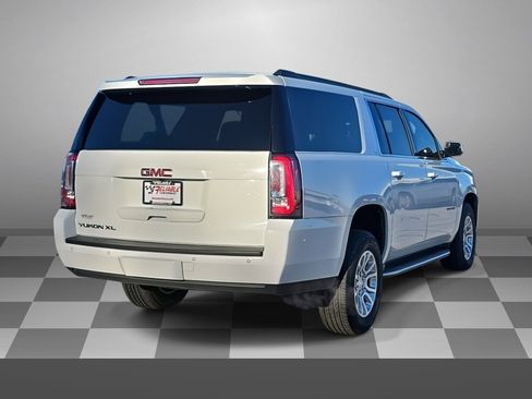 Used 2020 GMC Yukon XL SLT image 6