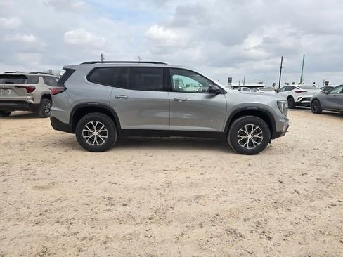 New 2026 GMC Acadia AT4 image 4