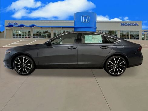 New 2026 Honda Accord Touring image 2