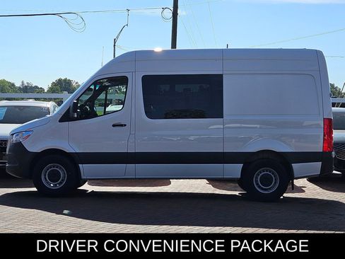 Used 2024 Mercedes-Benz Sprinter 2500 image 4