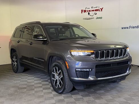 Used 2023 Jeep Grand Cherokee L Limited AWD/4WD image 2