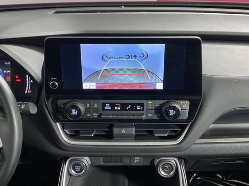 Certified 2024 Toyota Grand Highlander Limited image 18