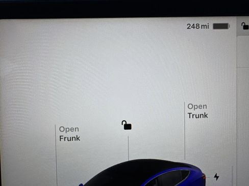 Used 2023 Tesla Model 3 Standard Range image 34