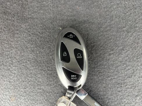 Used 2026 Hyundai Santa Fe SEL FWD image 23