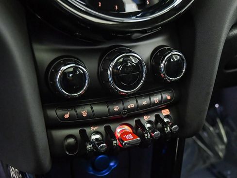 Certified 2024 MINI Cooper S FWD image 21